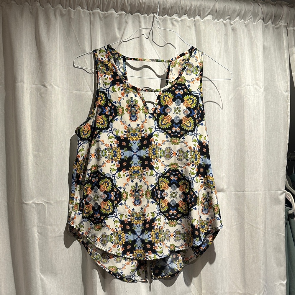 Chic Floral Sleeveless Tank Top